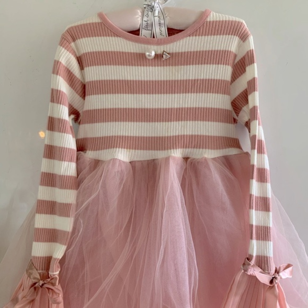 Girl dress